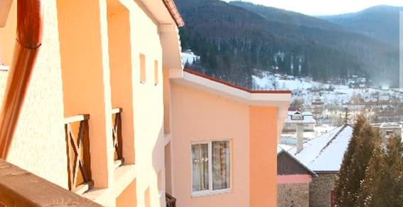 Gostinica Mejgore Yaremche snjat 1127183z600