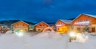 Fantasia Hotel Polyana Exterior 1