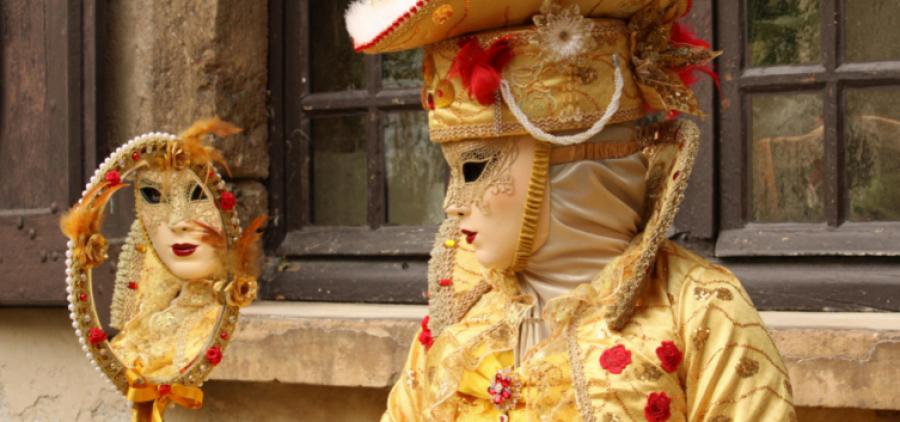 Карнавальний тиждень в Італії